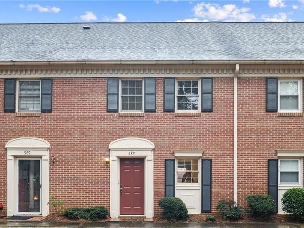 587 Wedgewood Drive, Alpharetta, GA 30009