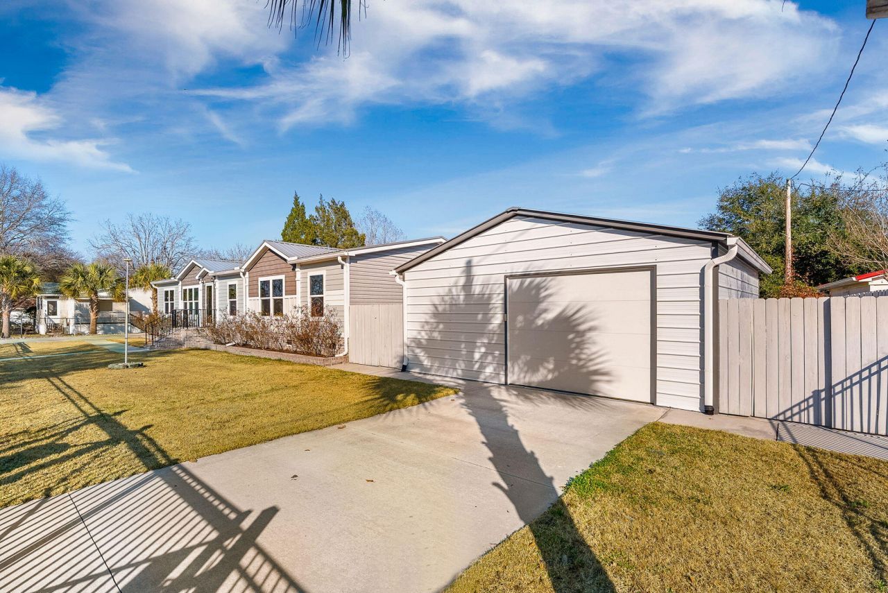 113 Sparrow Street Photo 26