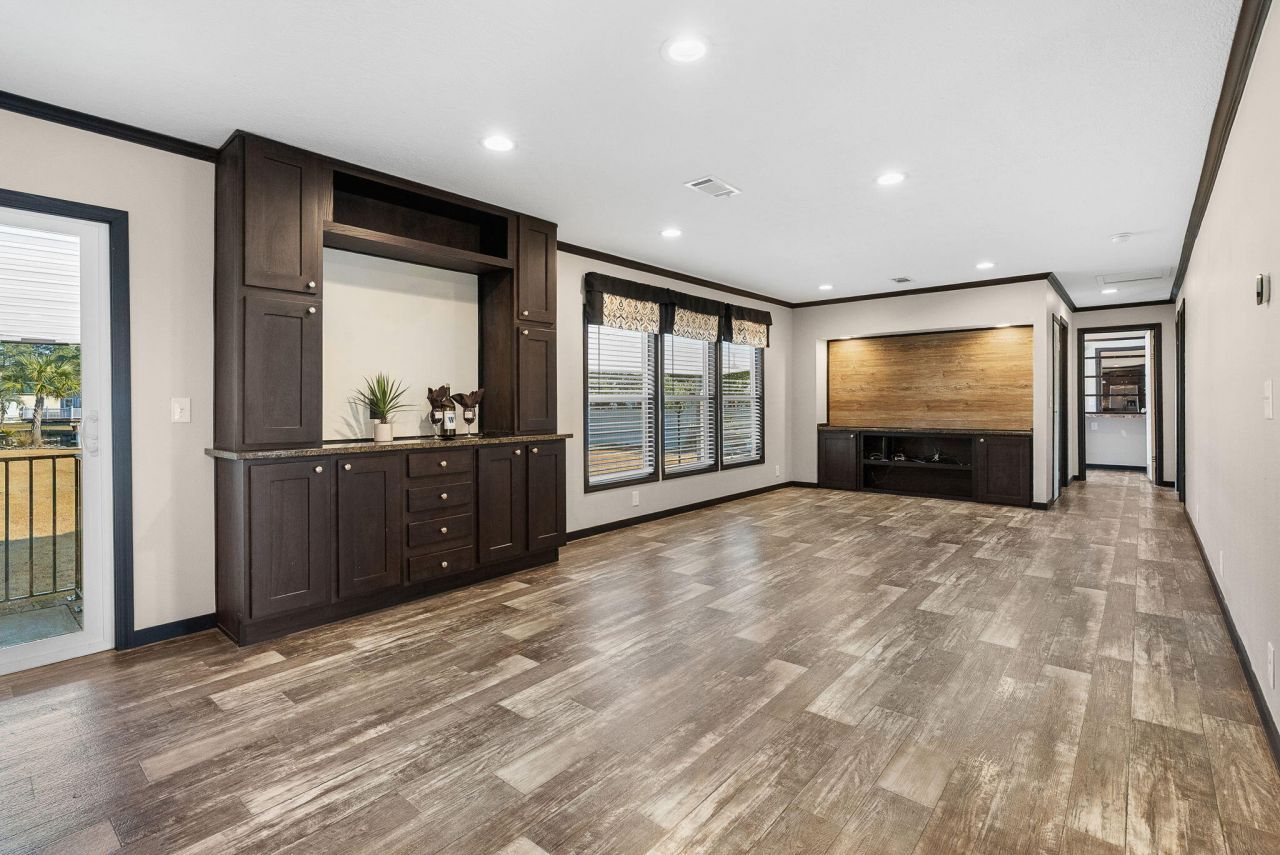 113 Sparrow Street Photo 36