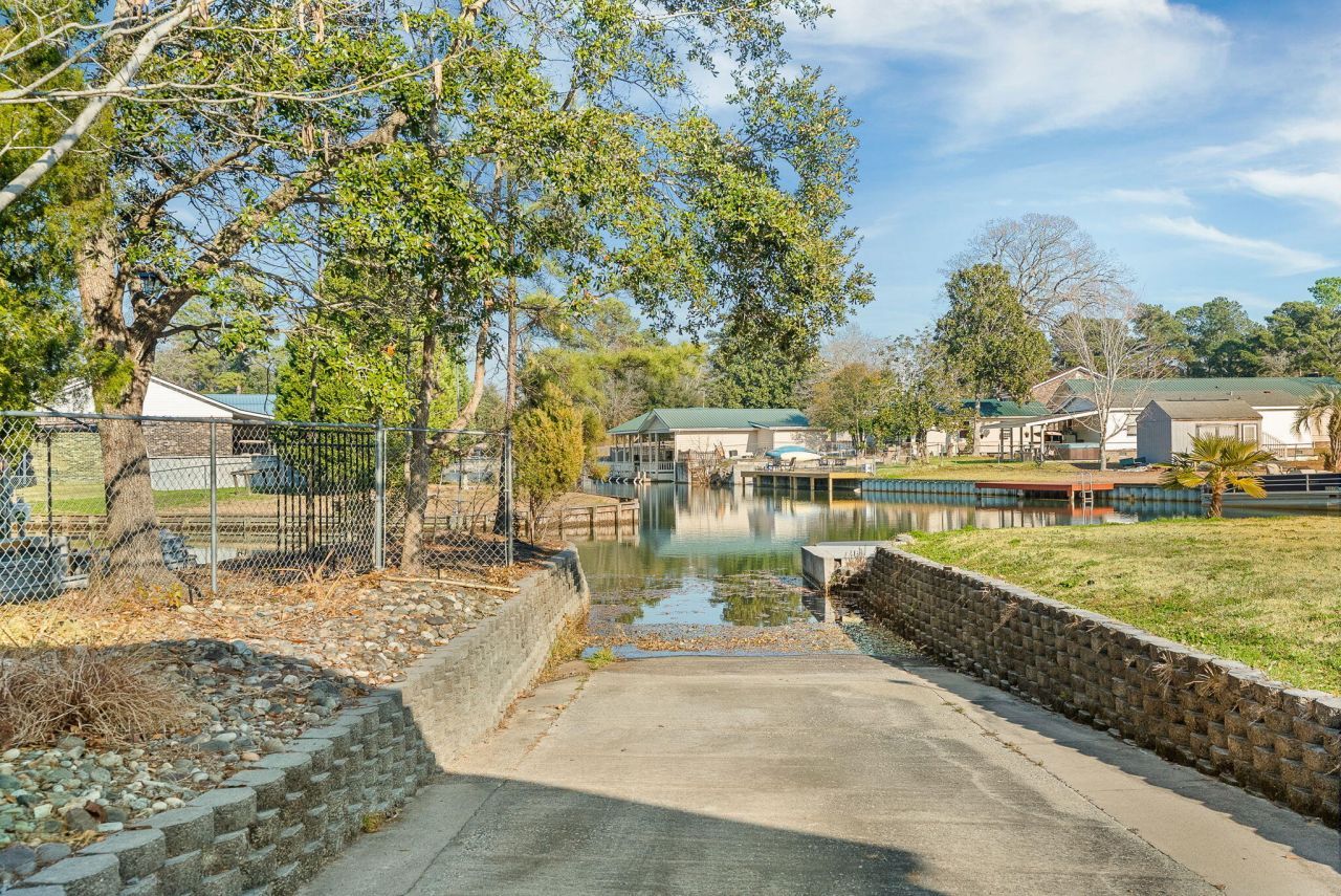 113 Sparrow Street Photo 6