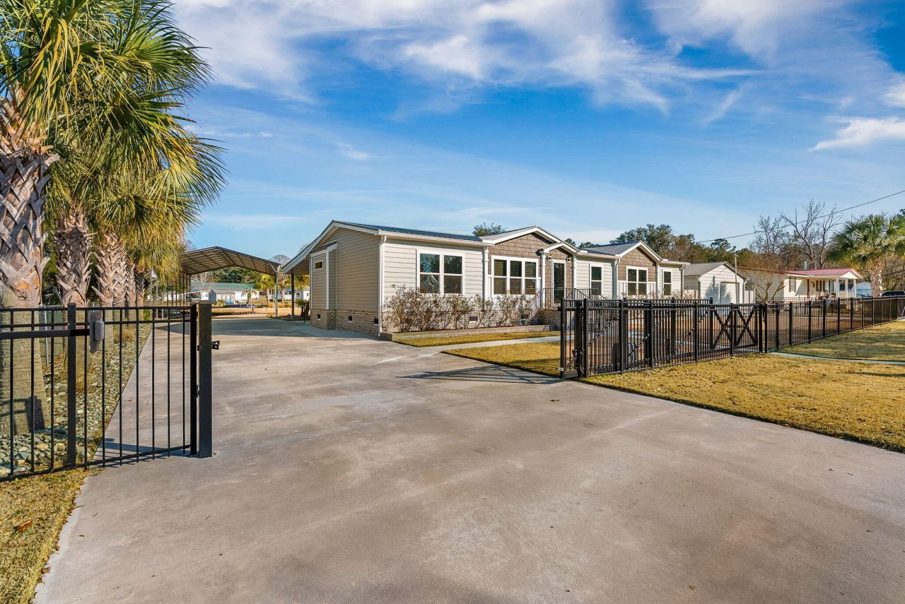 113 Sparrow Street Photo 7