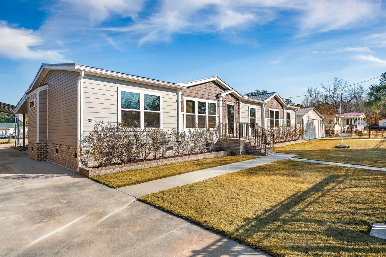 113 Sparrow Street Photo 9