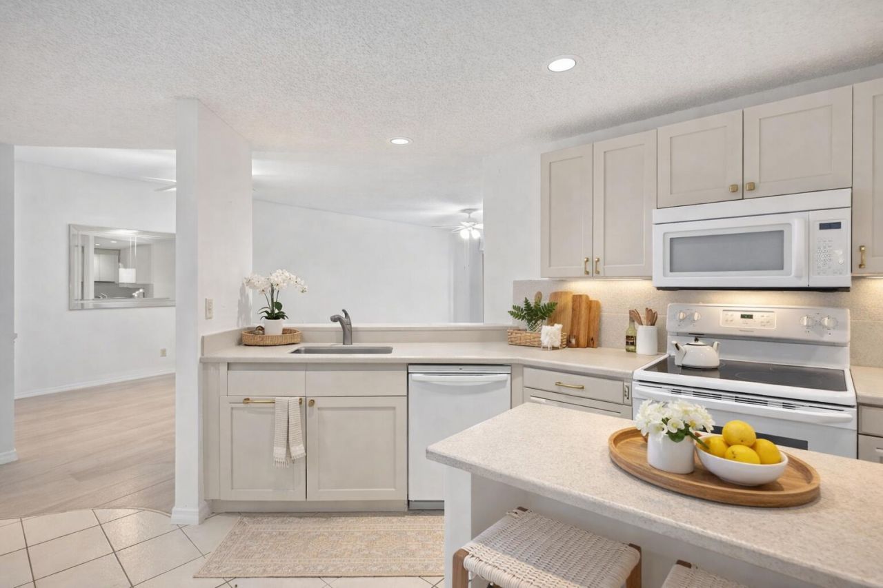 6101 SE Se Landing Way Way, Unit 5, Stuart, FL 34997 Photo