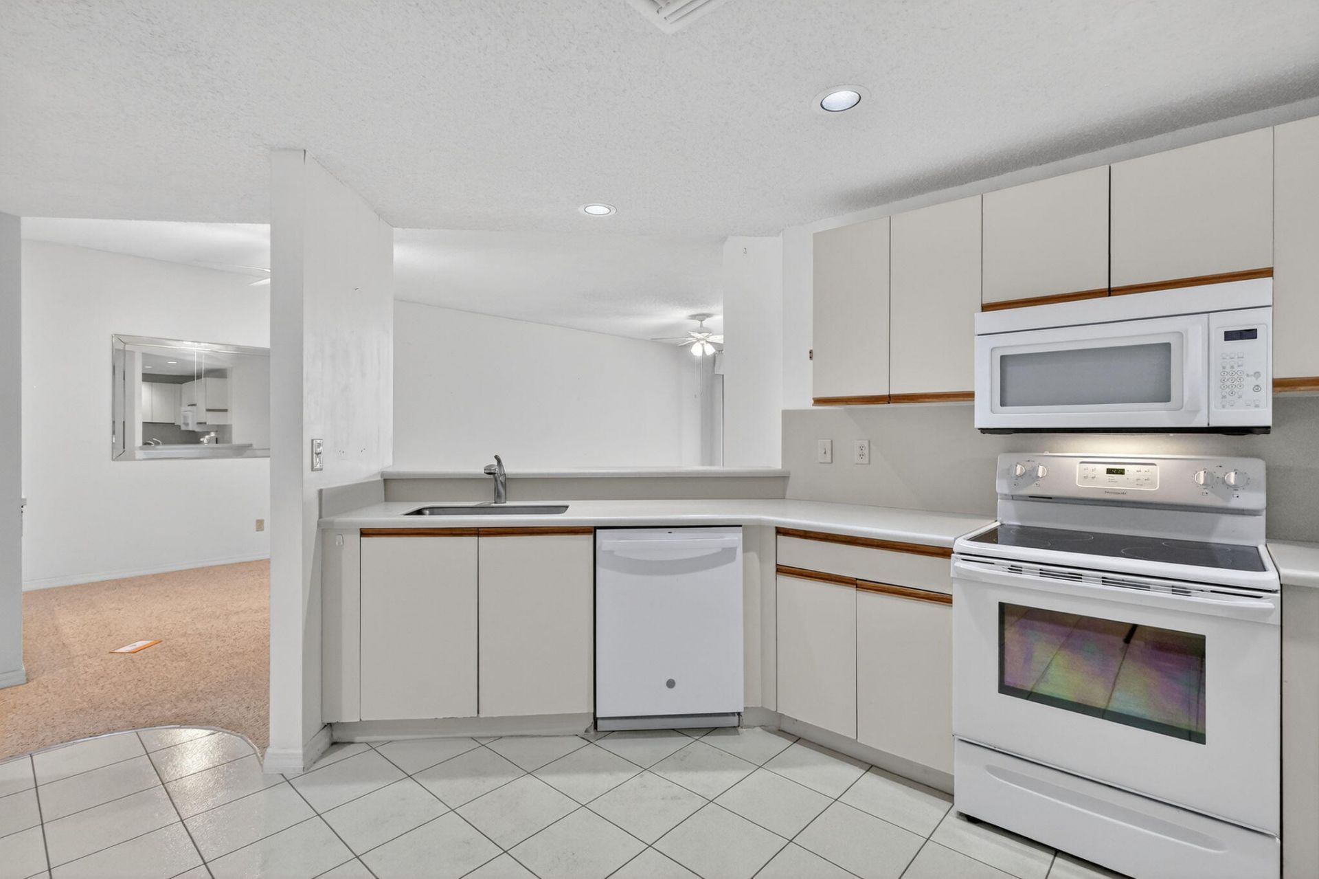 6101 SE Se Landing Way Way, Unit 5, Stuart, FL 34997 Photo