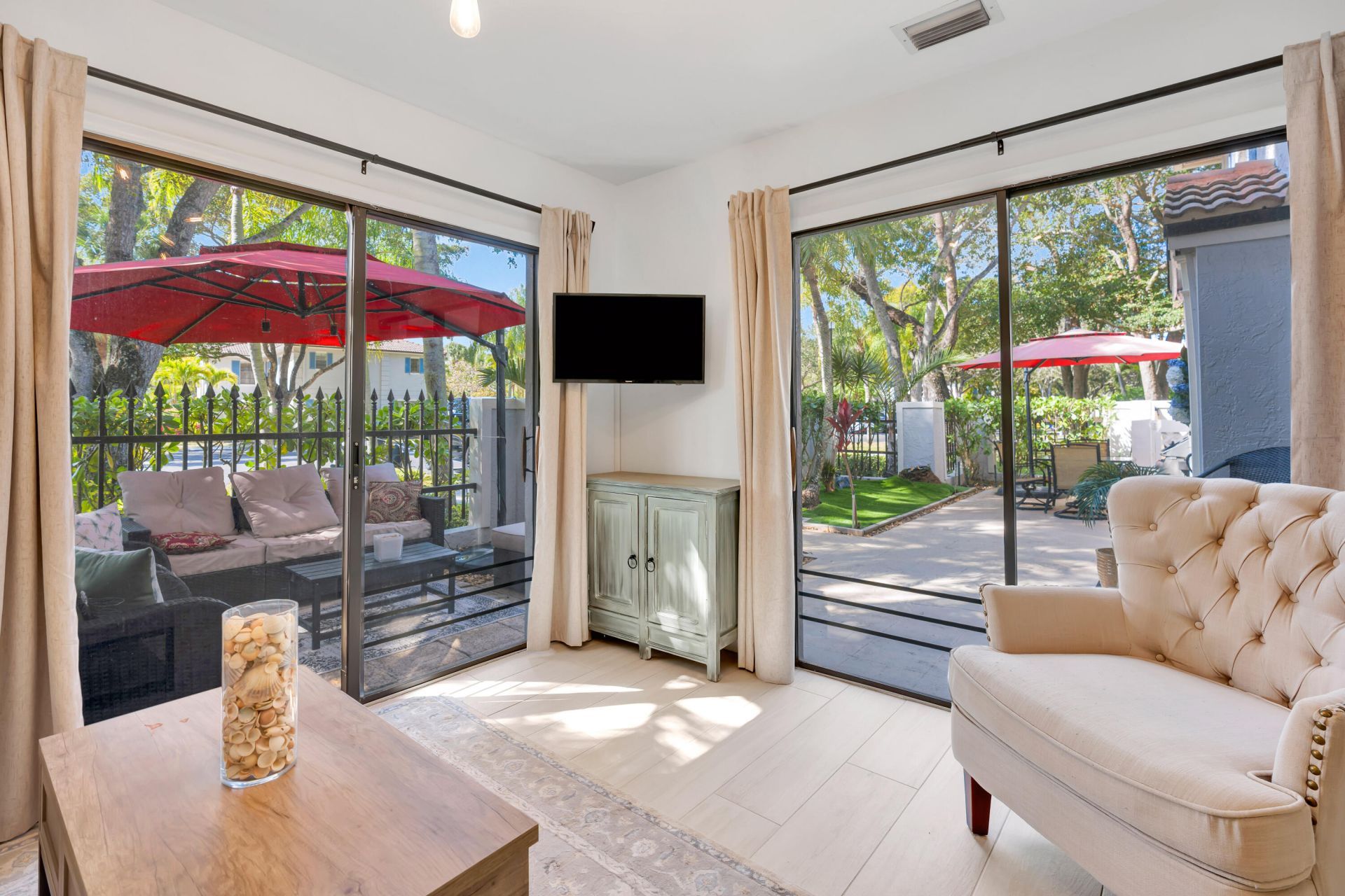 352 Prestwick Circle, Unit 3, Palm Beach Gardens, FL 33418 Photo