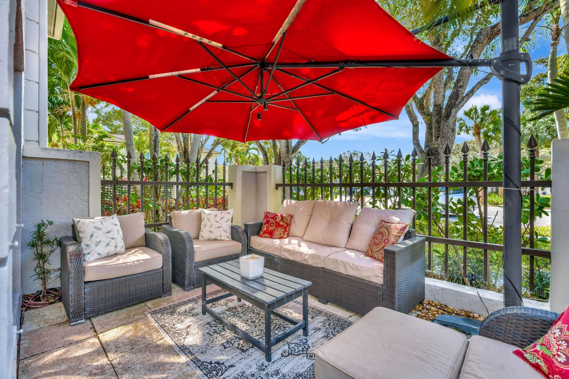 352 Prestwick Circle, Unit 3, Palm Beach Gardens, FL 33418 Photo