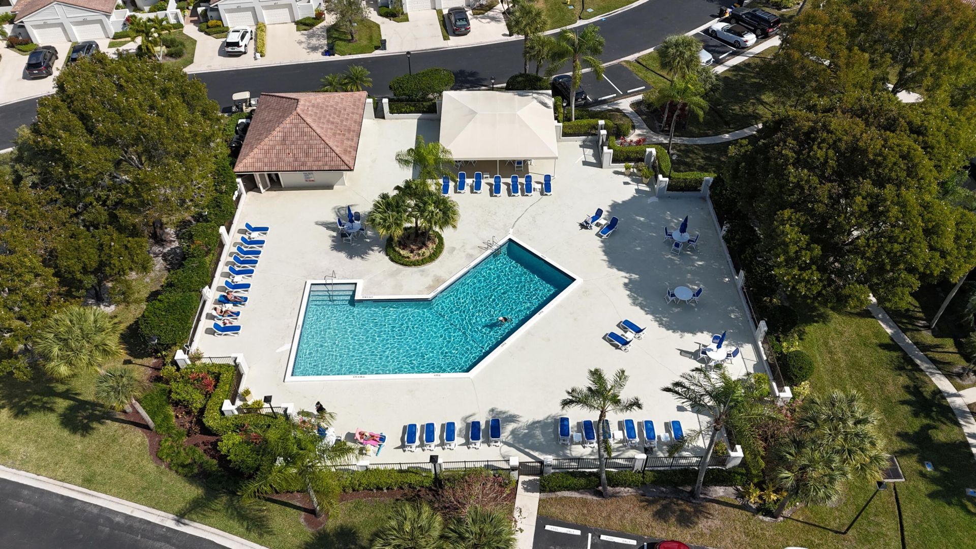 352 Prestwick Circle, Unit 3, Palm Beach Gardens, FL 33418 Photo