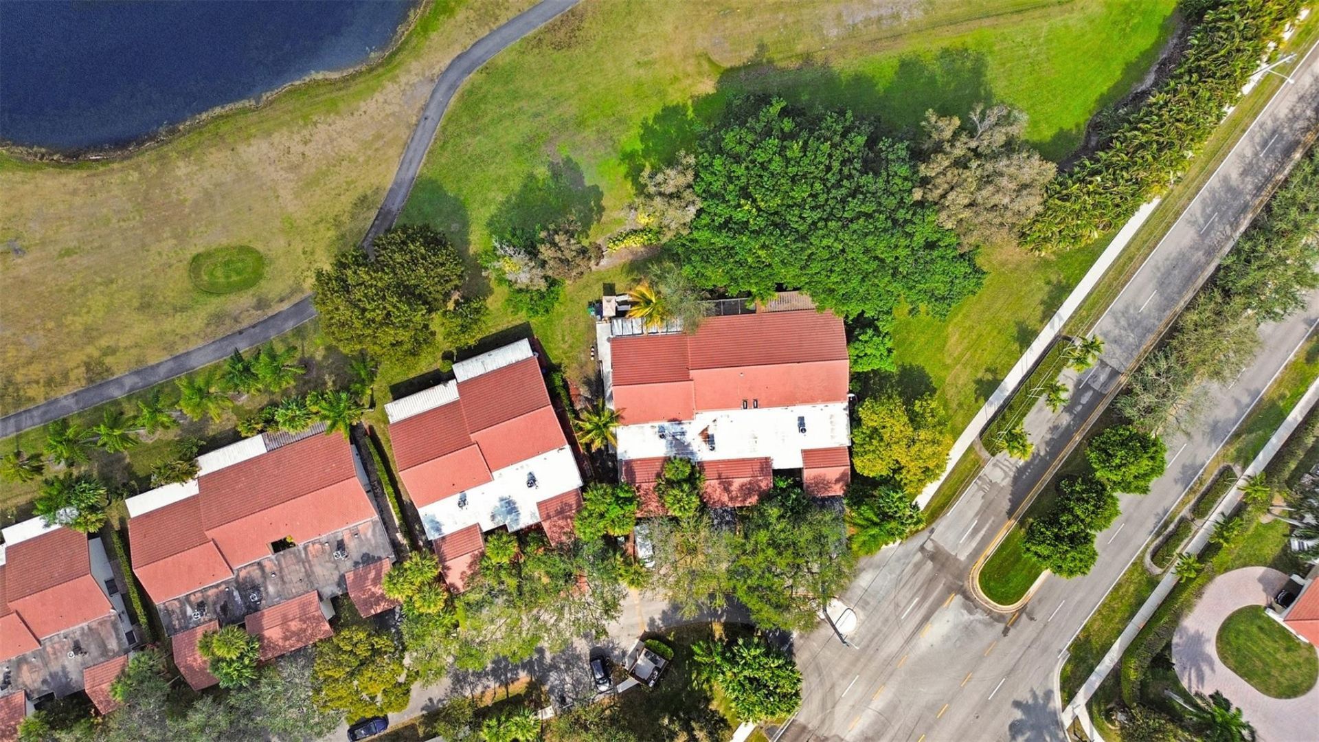 16131 Laurel Drive, Unit 33, Weston, FL 33326 Photo