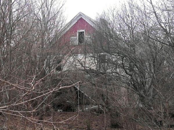 2098 60th Street Drive, Vinton, IA 52349