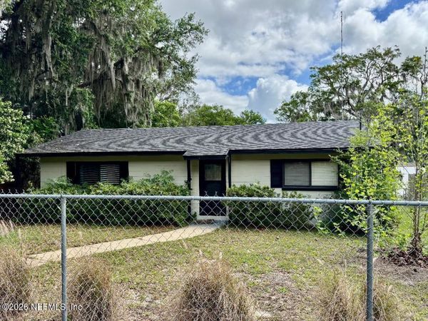 186 LITTLE ORANGE LAKE Drive, Hawthorne, FL 32640