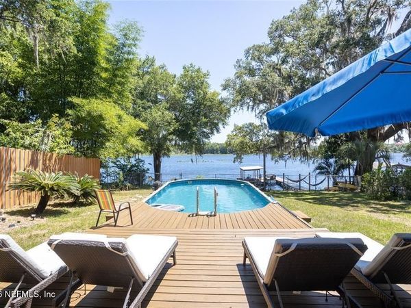 186 LITTLE ORANGE LAKE Drive, Hawthorne, FL 32640