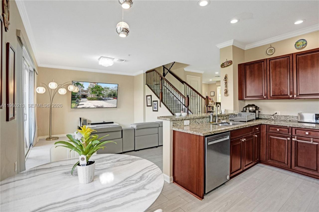 2925 NW 126th Ave , Unit 301-1, Sunrise, FL 33323 Photo