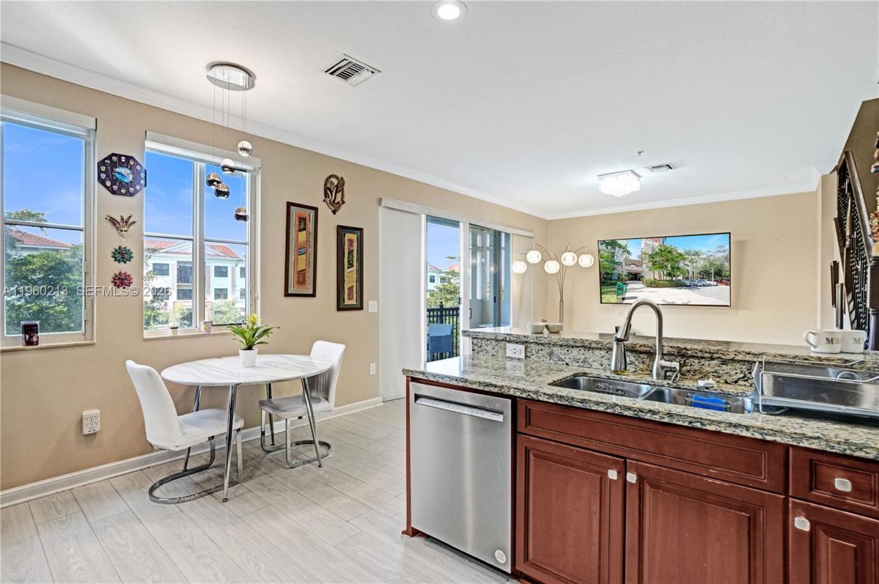 2925 NW 126th Ave , Unit 301-1, Sunrise, FL 33323 Photo