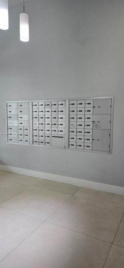 7280 SW 90th St , Unit 601, Miami, FL 33156 Photo