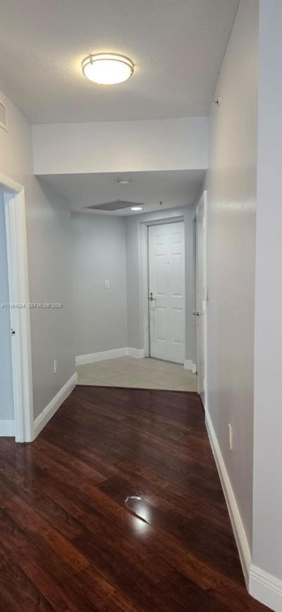 7280 SW 90th St , Unit 601, Miami, FL 33156 Photo