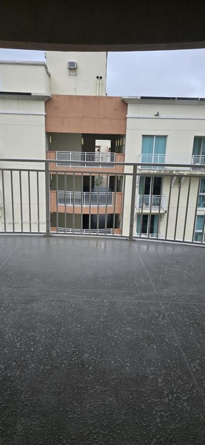 7280 SW 90th St , Unit 601, Miami, FL 33156 Photo
