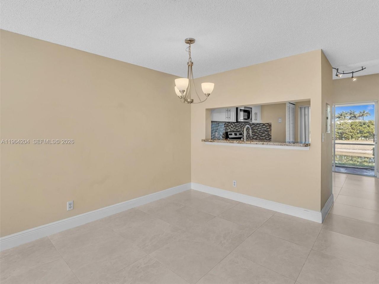 60 Key West Ct, Unit 60, Weston, FL 33326 Photo