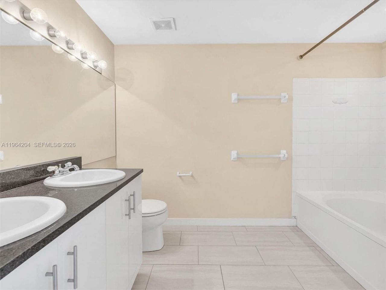 60 Key West Ct, Unit 60, Weston, FL 33326 Photo