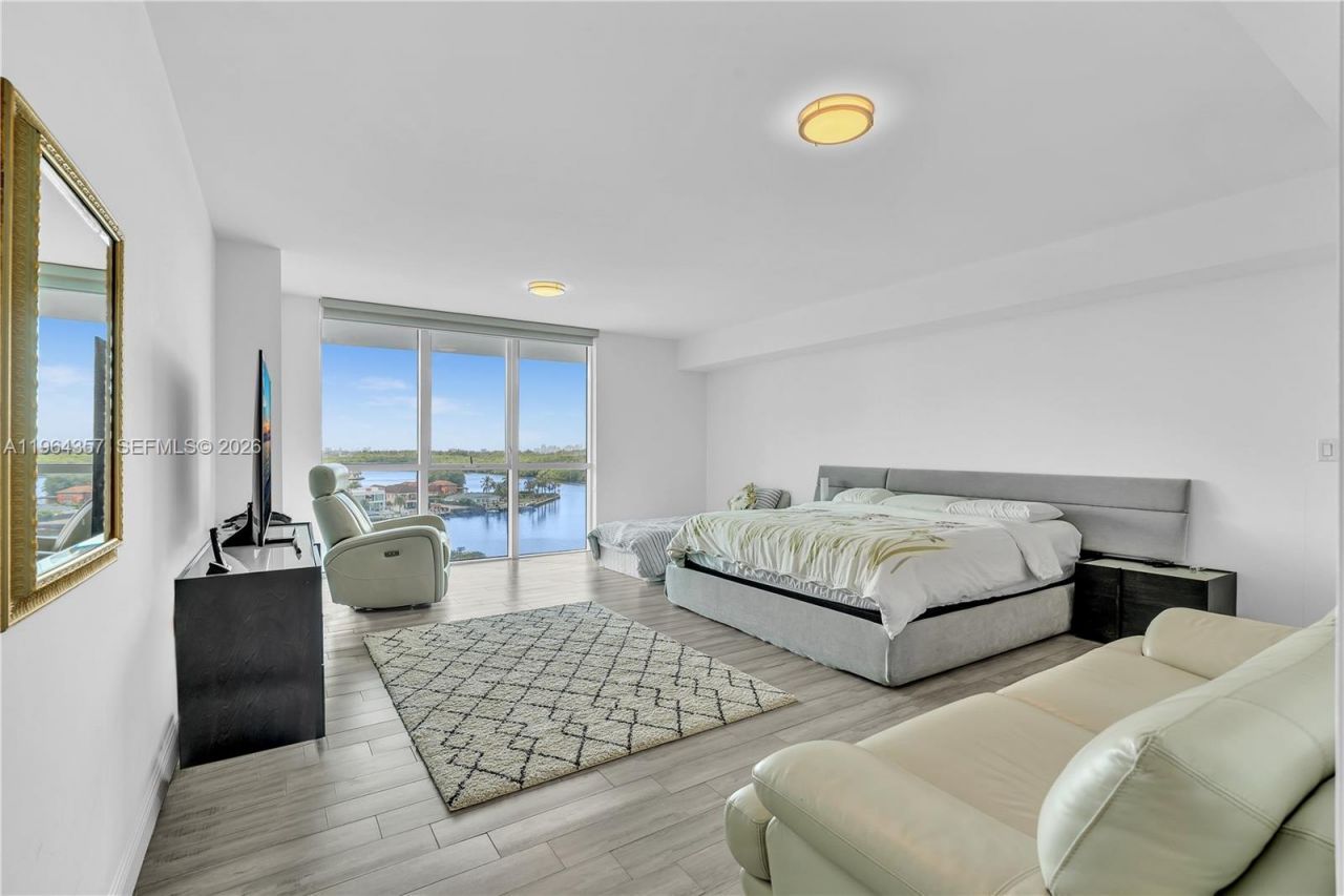 400 Sunny Isles Blvd, Unit 907, Sunny Isles Beach, FL 33160 Photo