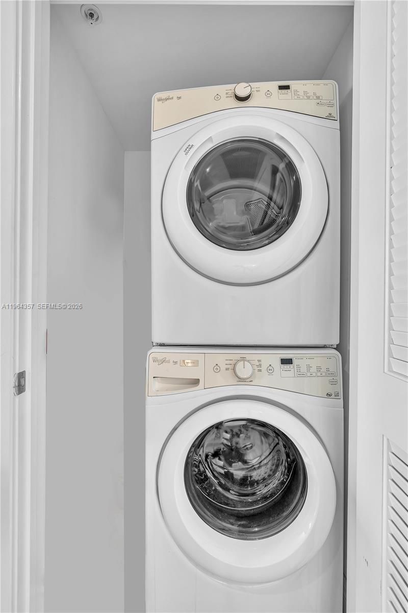 400 Sunny Isles Blvd, Unit 907, Sunny Isles Beach, FL 33160 Photo