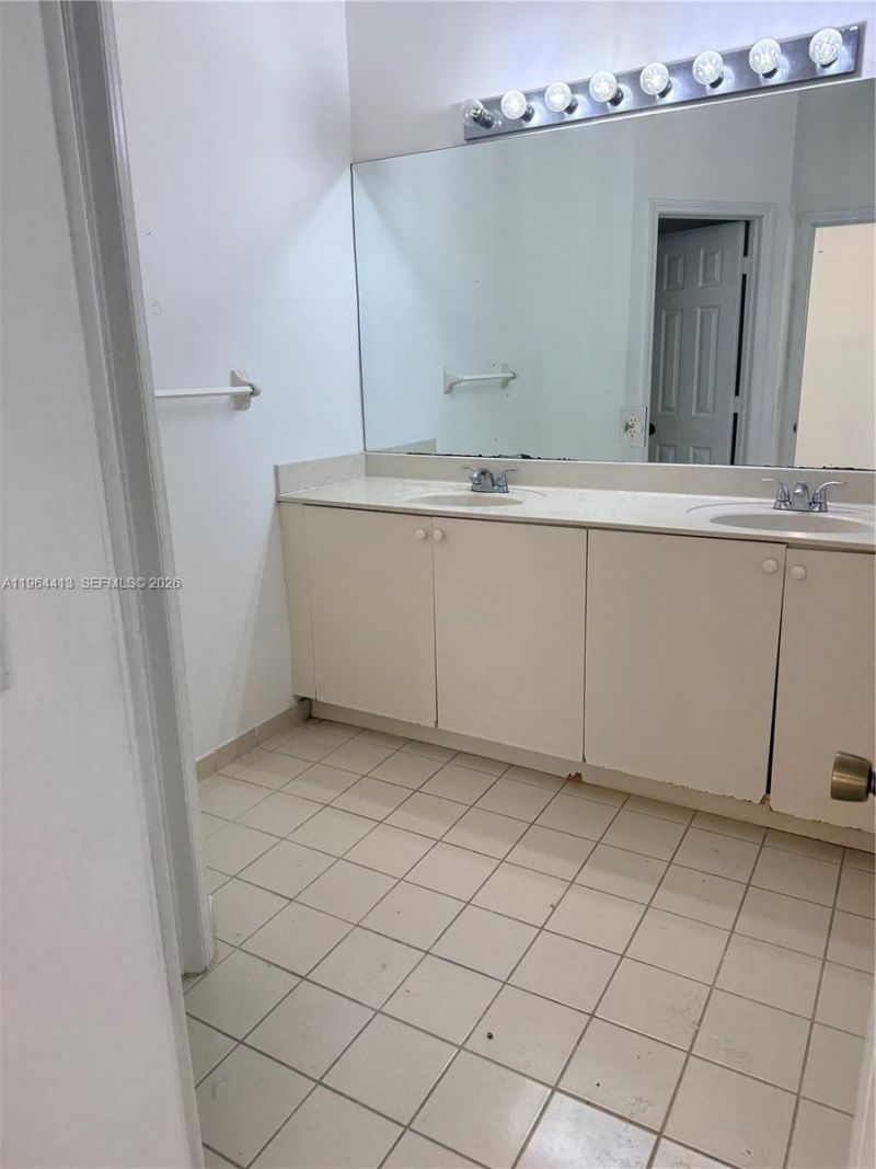 2117 NE 7th St , Unit 2117, Homestead, FL 33033 Photo