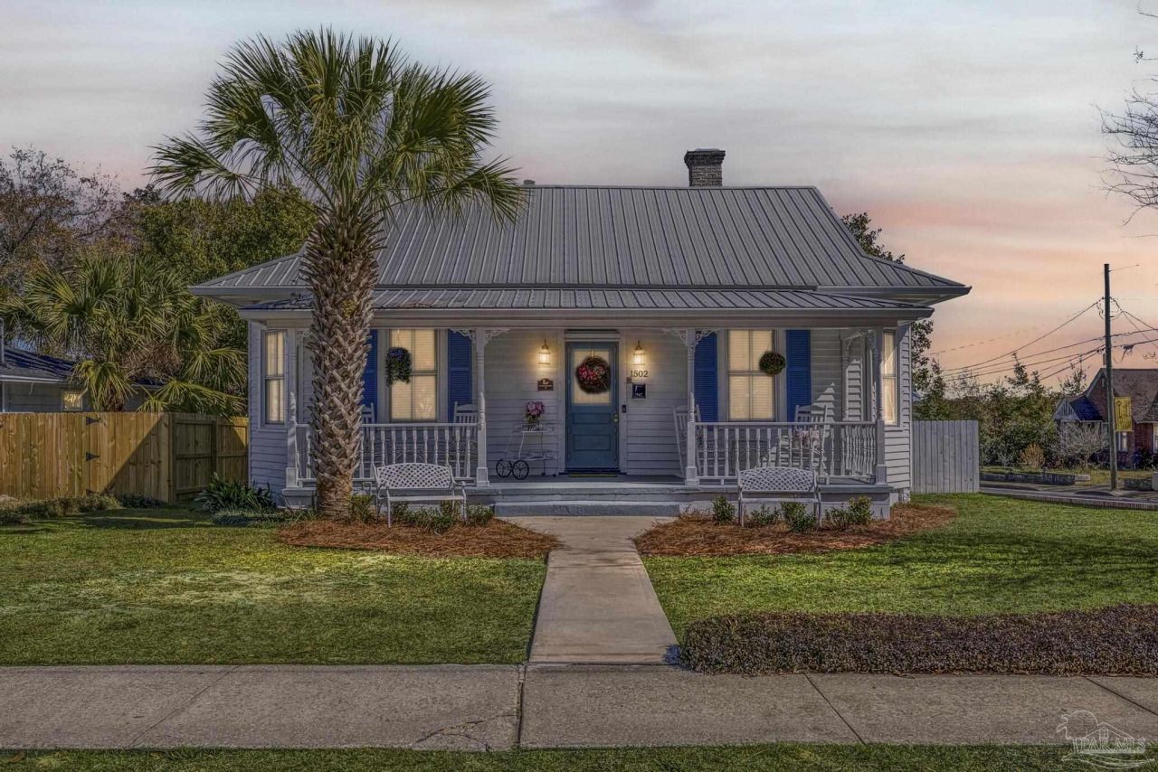 1502 N Baylen St, Pensacola, FL 32501 Main Photo