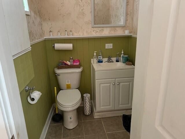 1346 Russell Street Photo 5