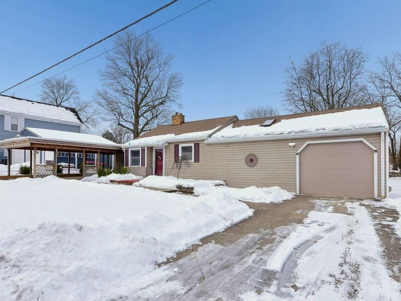 8635 Tudor Court, Sycamore Township, OH 45242 Photo 2