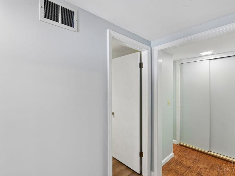 8635 Tudor Court, Sycamore Township, OH 45242 Photo 26