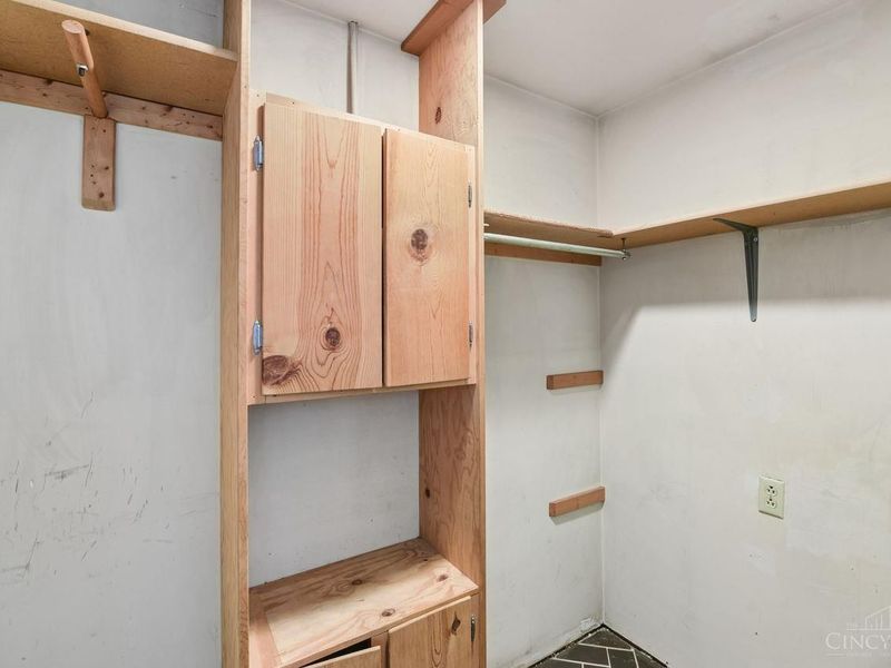 8635 Tudor Court, Sycamore Township, OH 45242 Photo 31