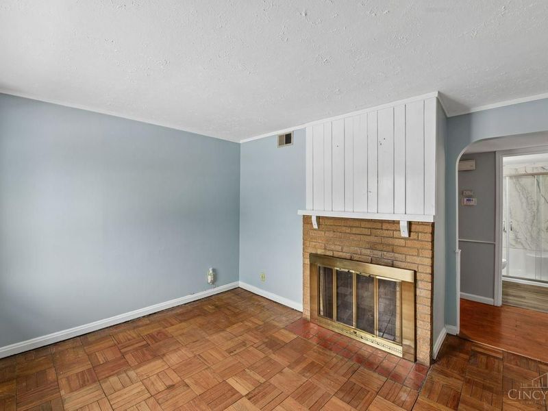 8635 Tudor Court, Sycamore Township, OH 45242 Photo 5