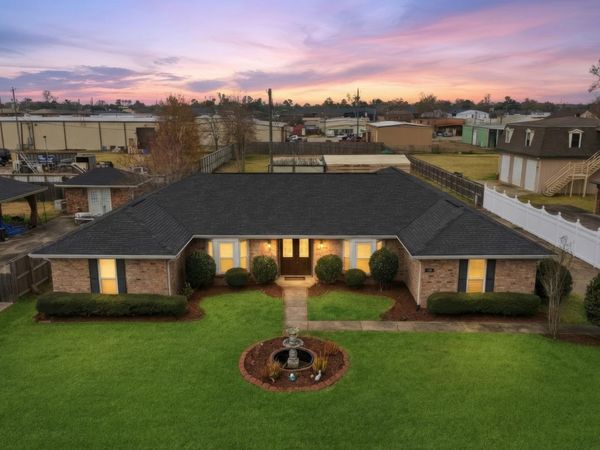 311 Estate Dr, Houma, LA 70364