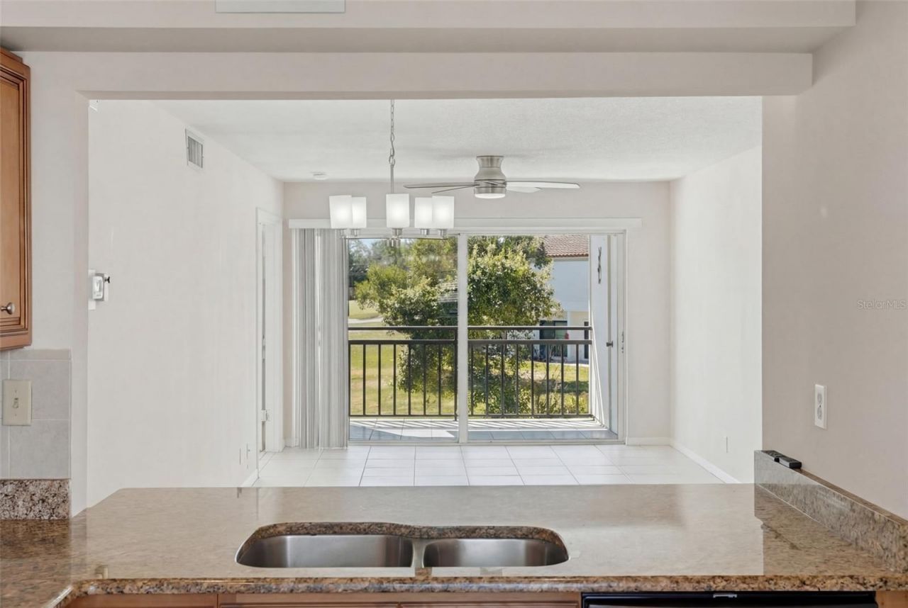 6210 Sun Boulevard, Unit 211, Saint Petersburg, FL 33715 Photo