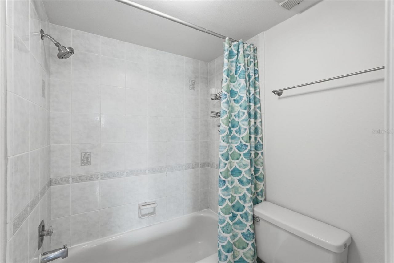 6210 Sun Boulevard, Unit 211, Saint Petersburg, FL 33715 Photo