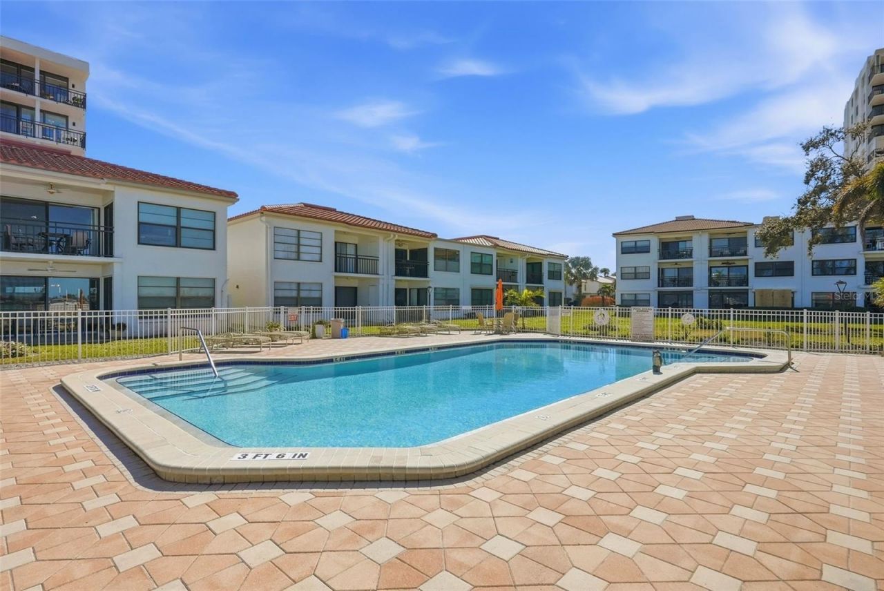 6210 Sun Boulevard, Unit 211, Saint Petersburg, FL 33715 Photo