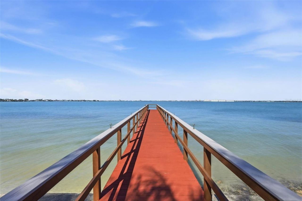 6210 Sun Boulevard, Unit 211, Saint Petersburg, FL 33715 Photo