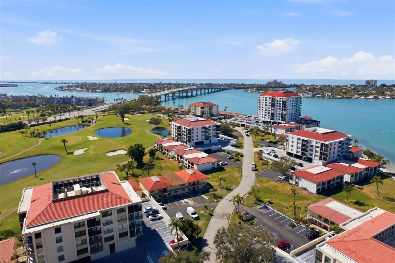 6210 Sun Boulevard, Unit 211, Saint Petersburg, FL 33715 Photo