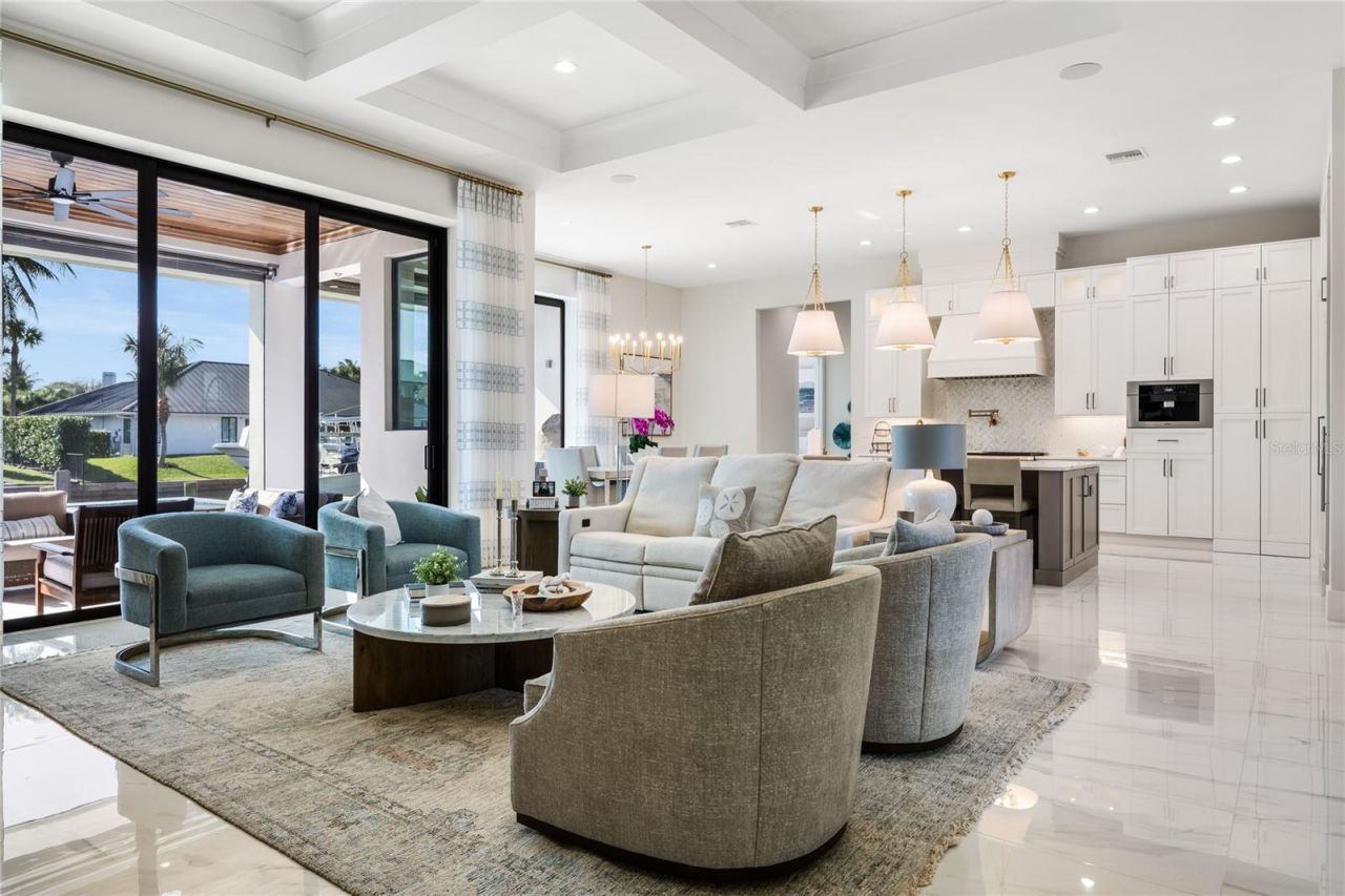 9058 SE Star Island Way, Hobe Sound, FL 33455 Photo