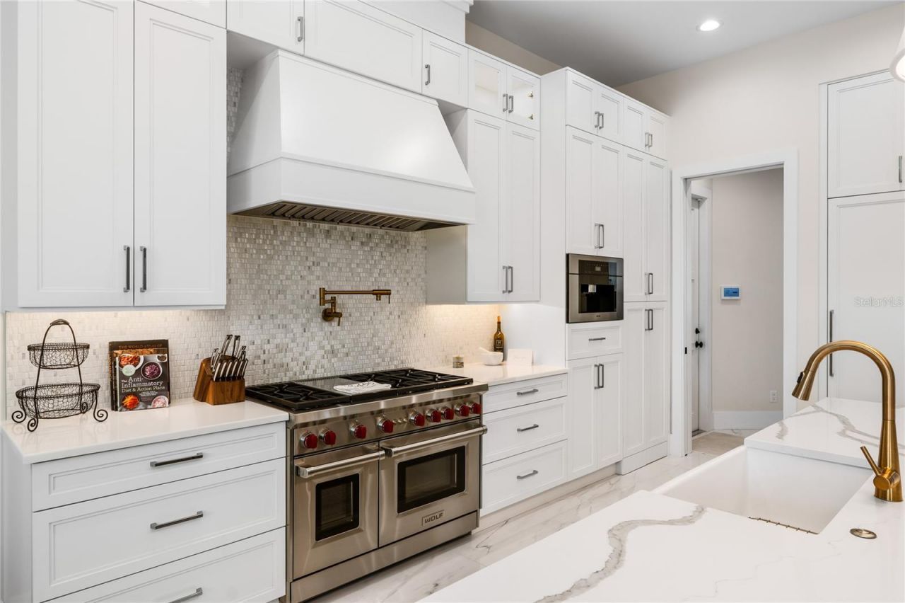 9058 SE Star Island Way, Hobe Sound, FL 33455 Photo