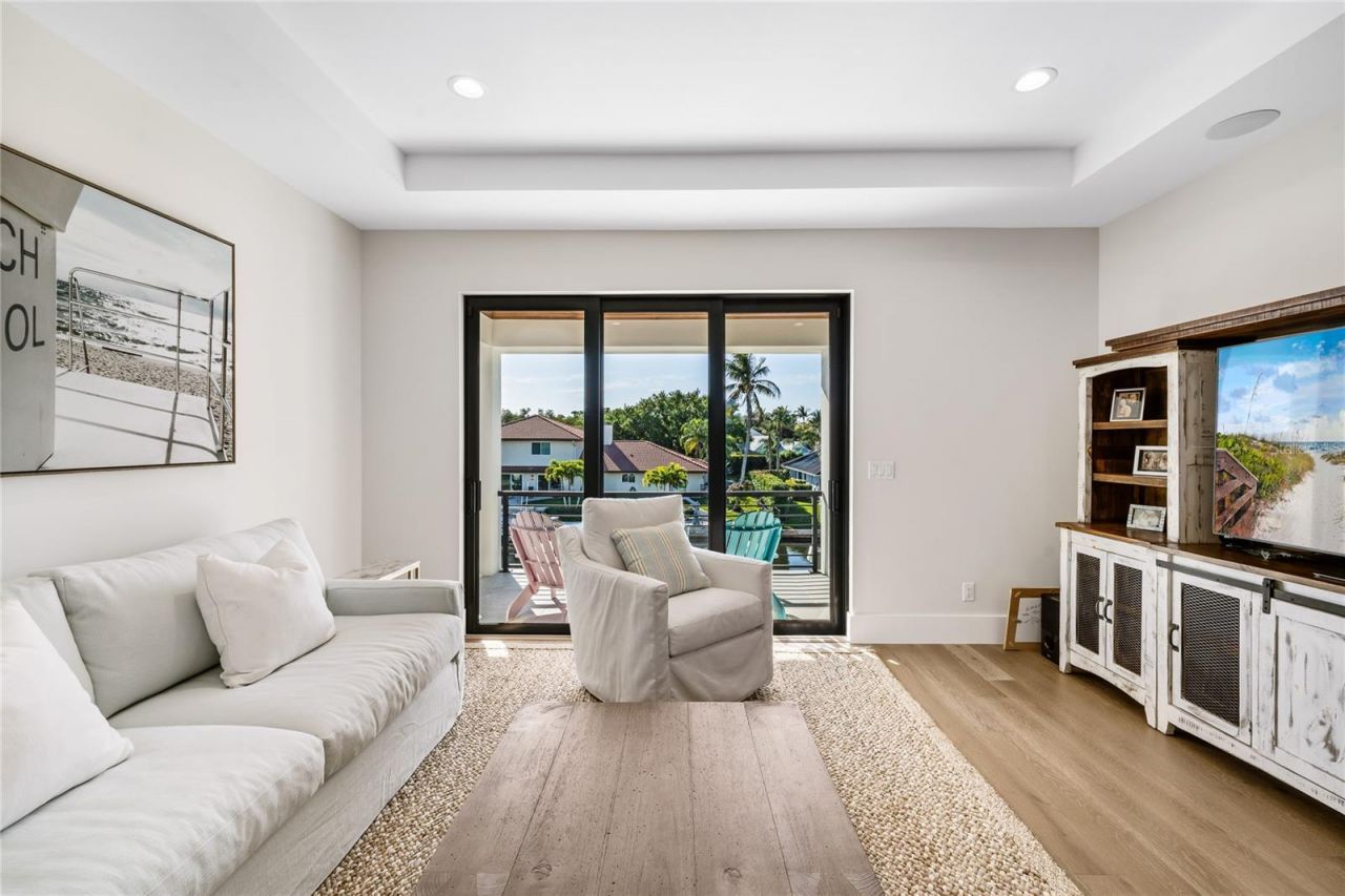 9058 SE Star Island Way, Hobe Sound, FL 33455 Photo