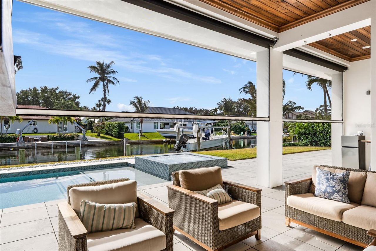 9058 SE Star Island Way, Hobe Sound, FL 33455 Photo