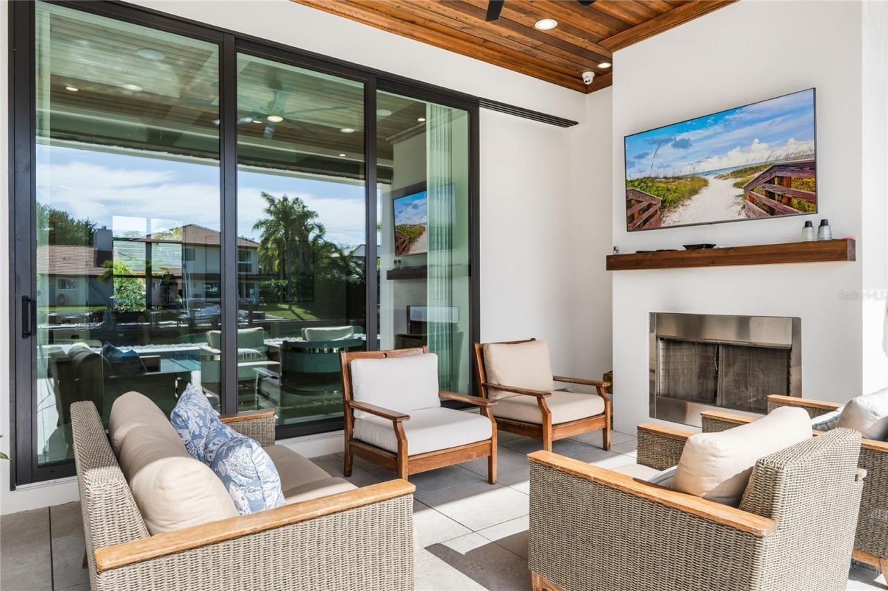 9058 SE Star Island Way, Hobe Sound, FL 33455 Photo