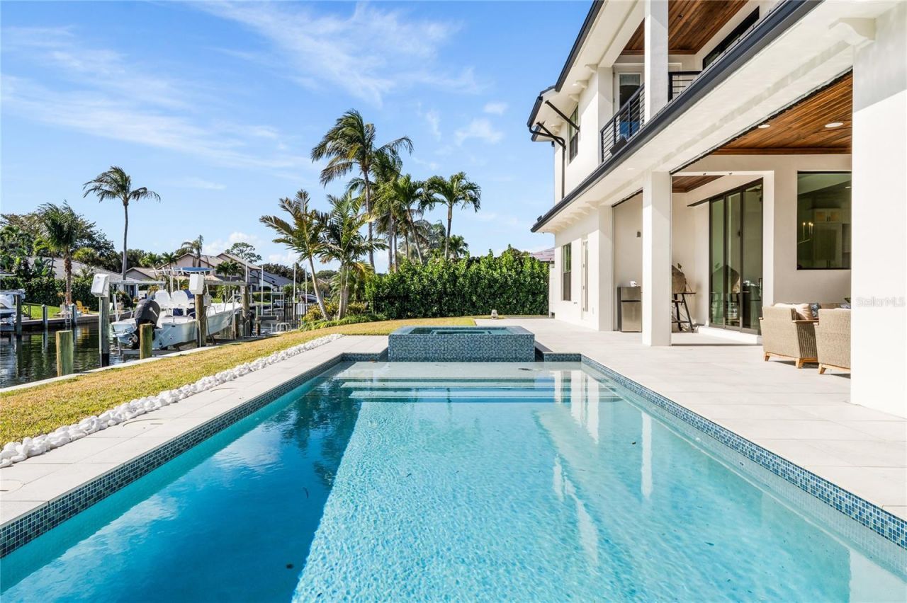 9058 SE Star Island Way, Hobe Sound, FL 33455 Photo