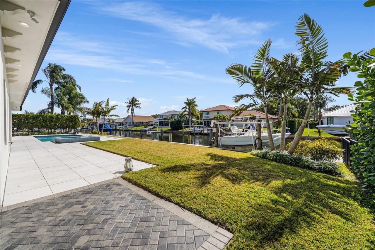 9058 SE Star Island Way, Hobe Sound, FL 33455 Photo