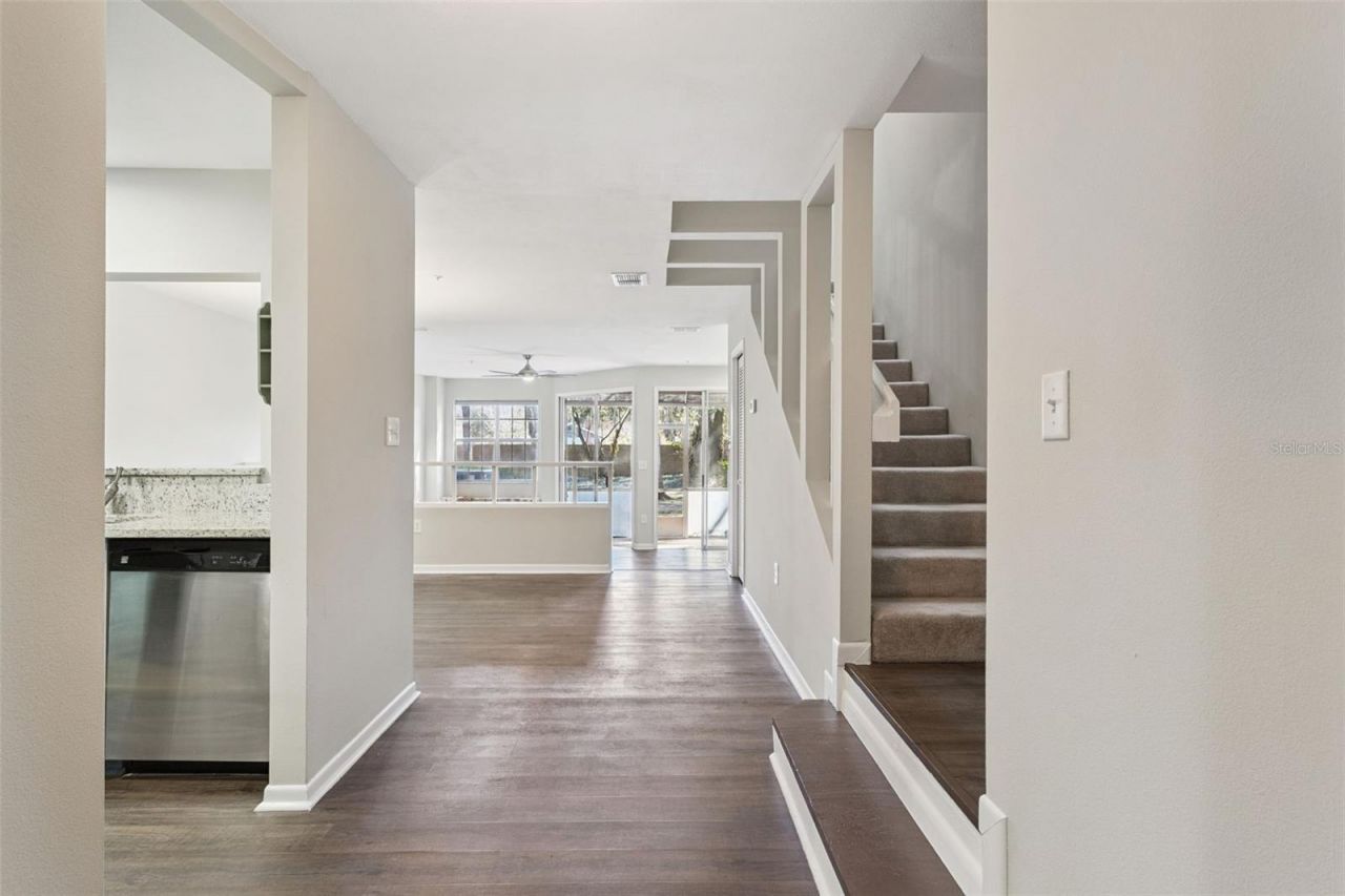 683 Post Oak Circle, Unit 117, Altamonte Springs, FL 32701 Photo