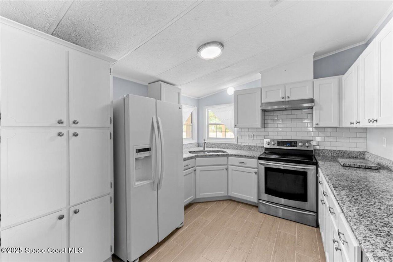 8865 Central Avenue, Micco, FL 32976 Photo