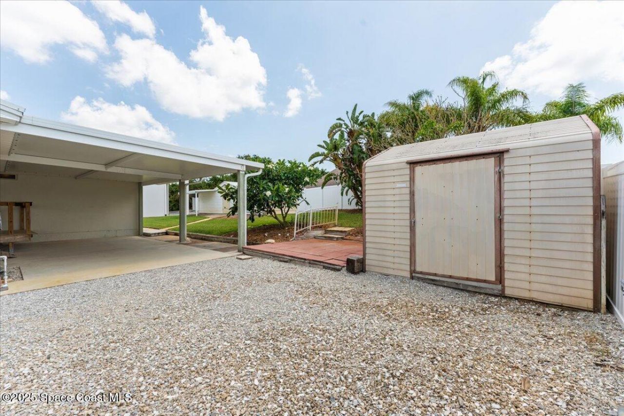 8865 Central Avenue, Micco, FL 32976 Photo