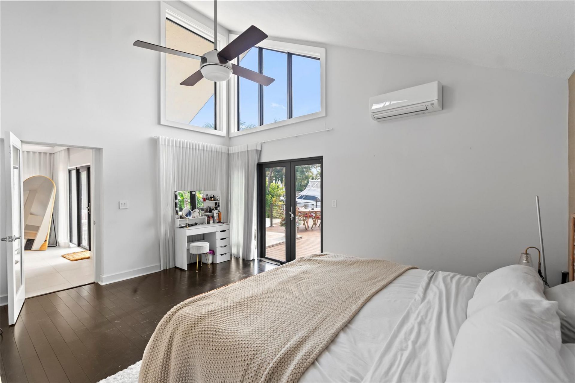 2430 NE 49th Street, Lighthouse Point, FL 33064 Photo