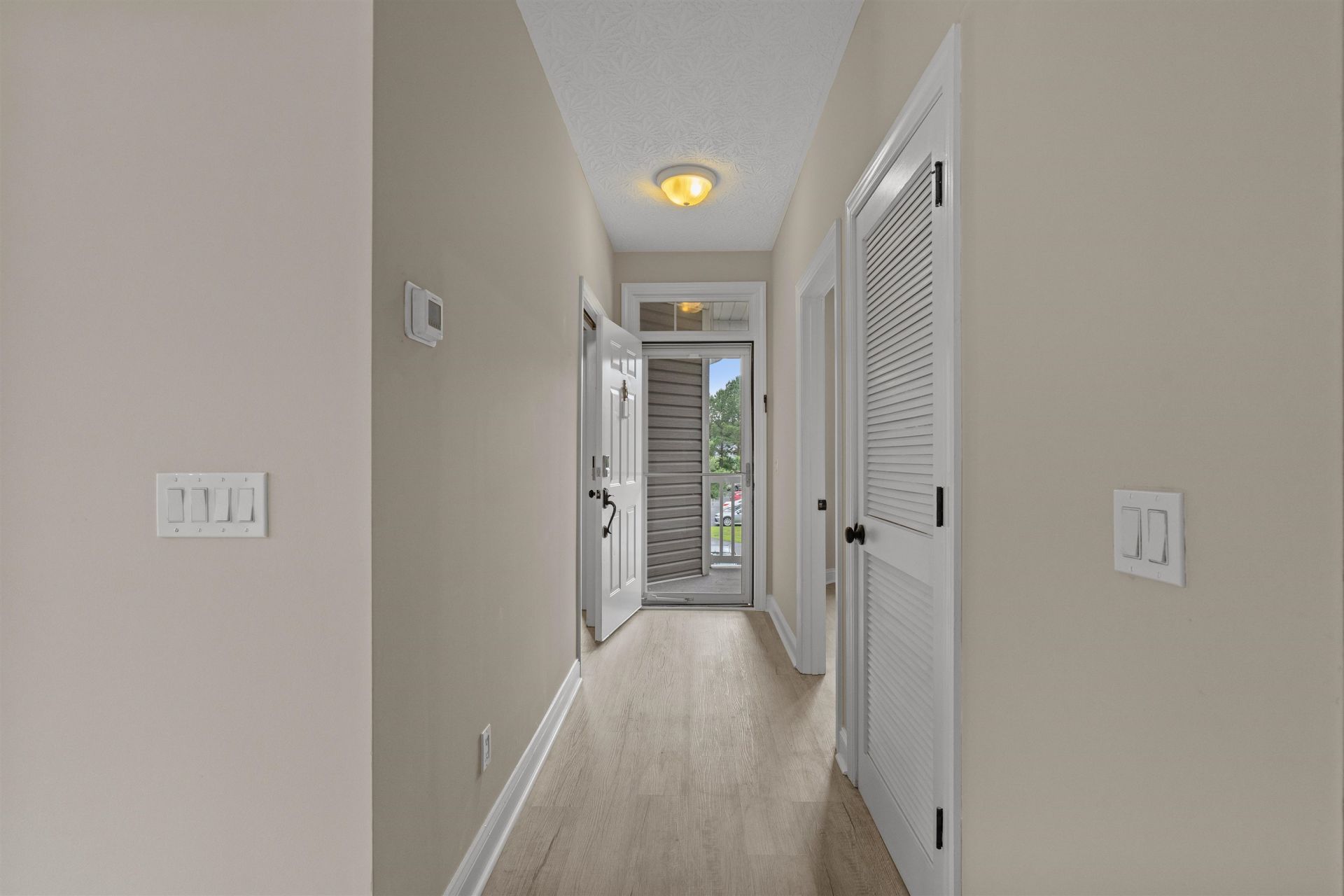 1121 Peace Pipe Pl. Photo 4