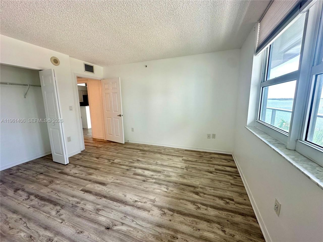 1155 Brickell Bay Dr, Unit 607, Miami, FL 33131 Photo